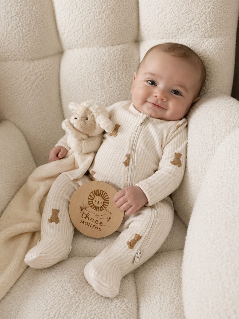 What Size Clothes Should You Buy for a Baby Shower Gift?